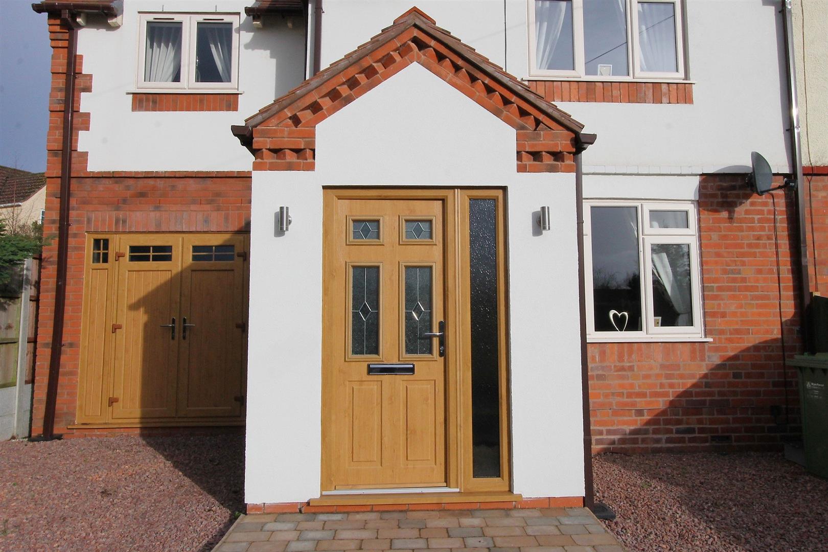 3 bed property in Caunsall Road, Kidderminster